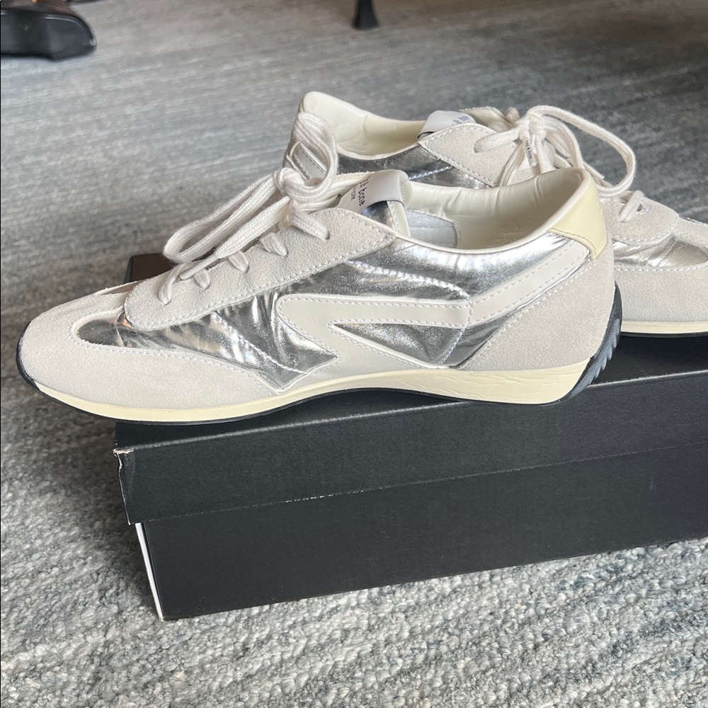 rag & bone Retro Runner Slim White and Silver Low-Top Sneakers US 8.5 - Picture 4 of 12